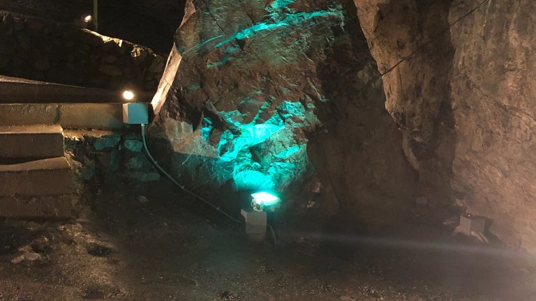 Nippara Limestone Caves